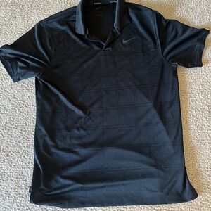 Men’s Nike textured tour golf polo vented